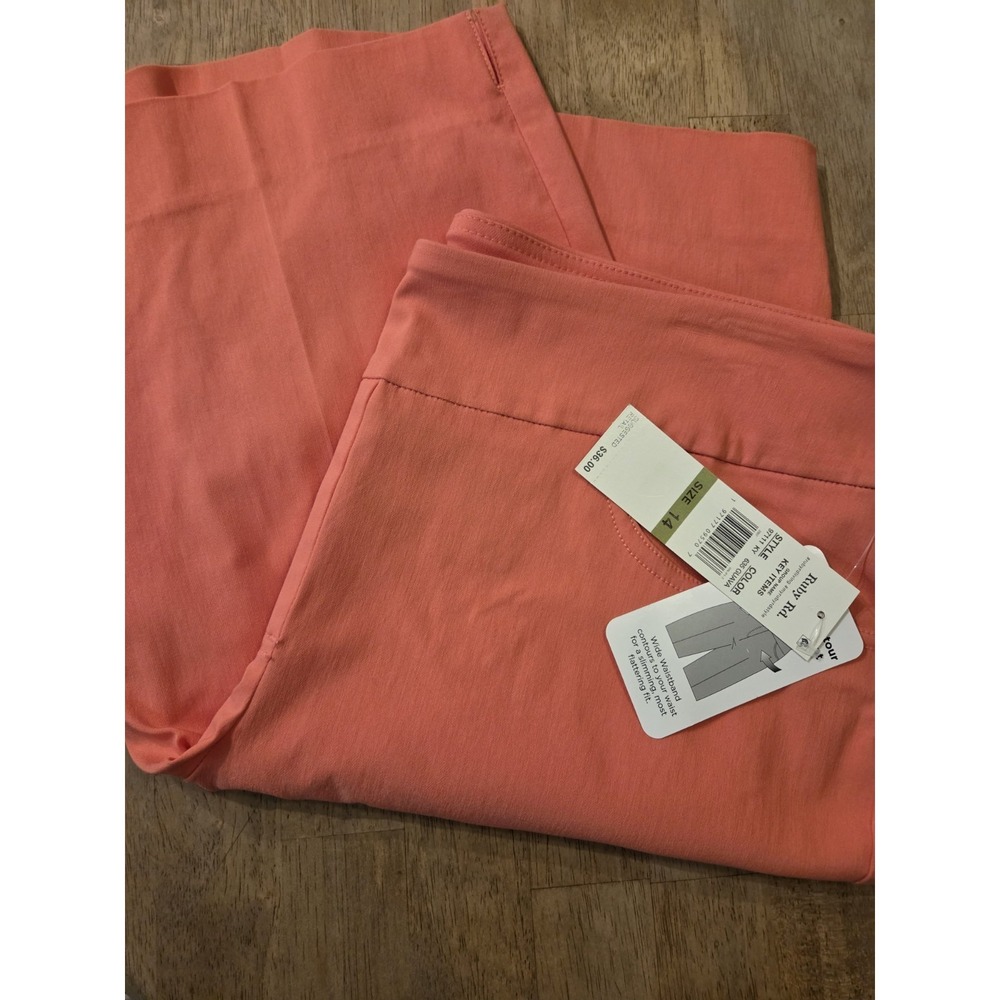 NWT Ruby Rd women's shorts-size 14